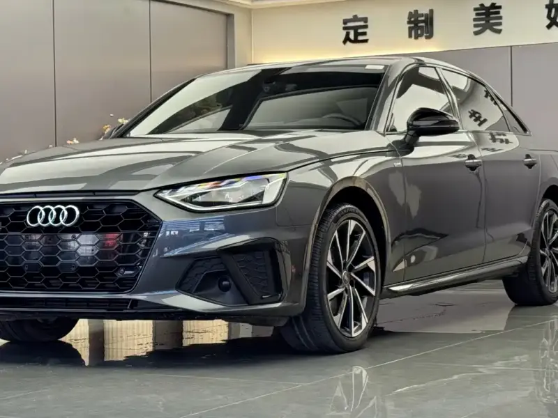 Audi A4L, 2023