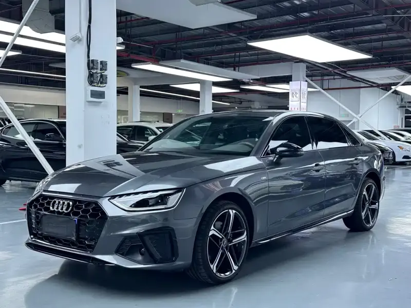Audi A4L, 2025