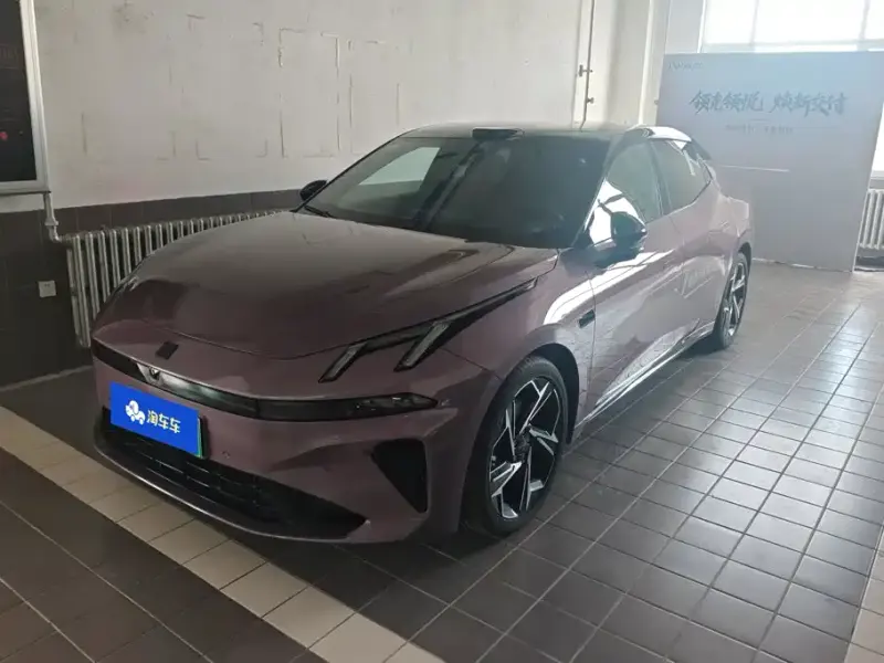 Lynk & Co 07 EM-P, 2025