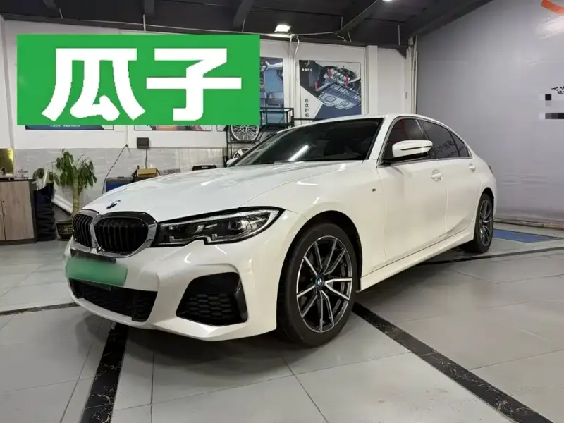 BMW 3 Series, 2022