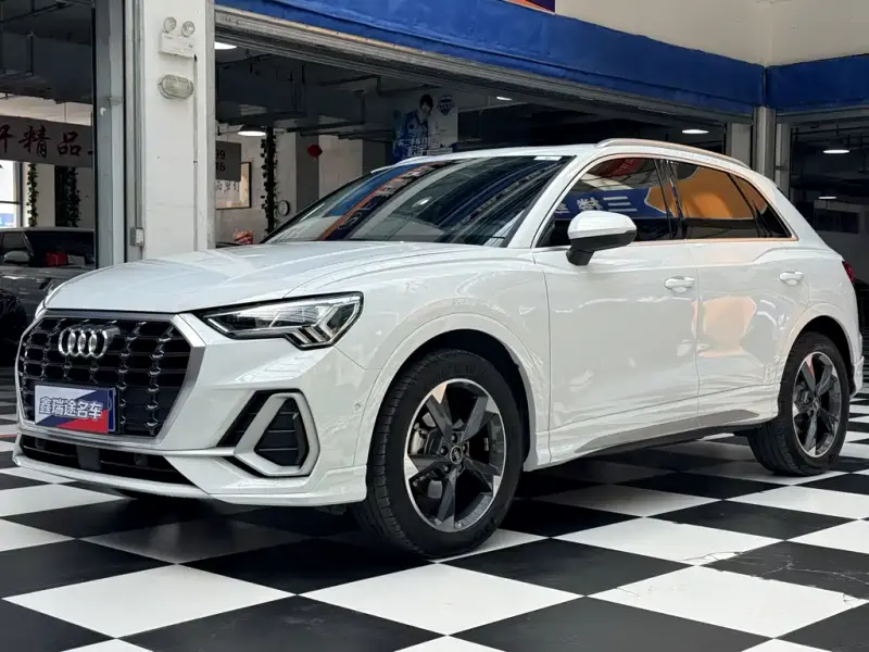Audi Q3, 2023