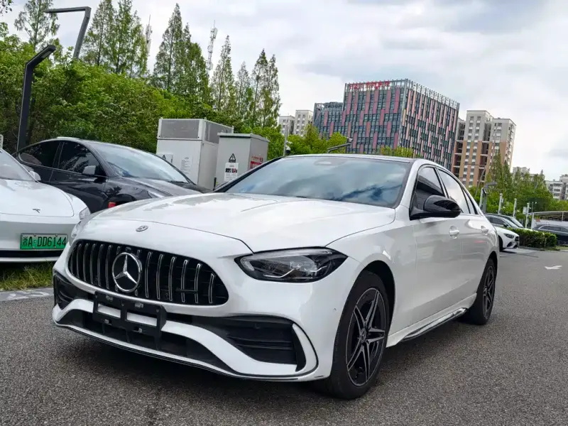 Mercedes-Benz C-Class, 2023