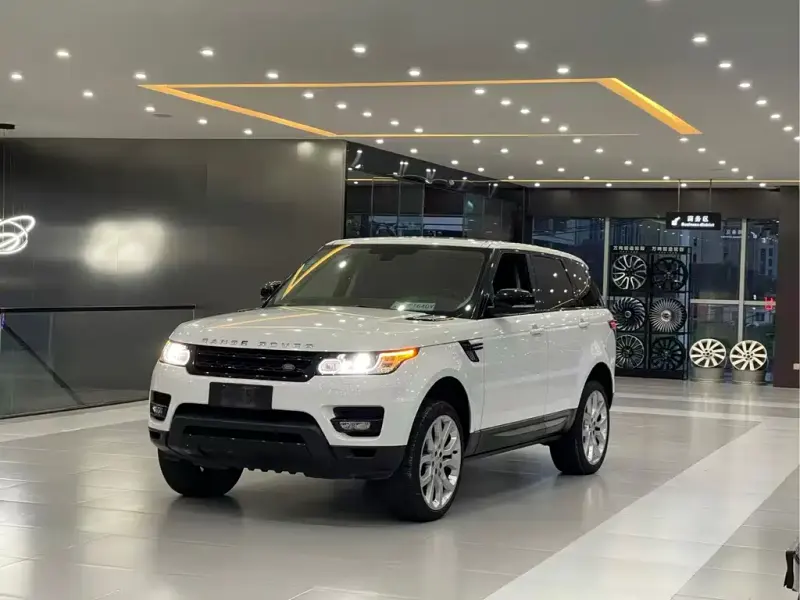 Land Rover Sport, 2015