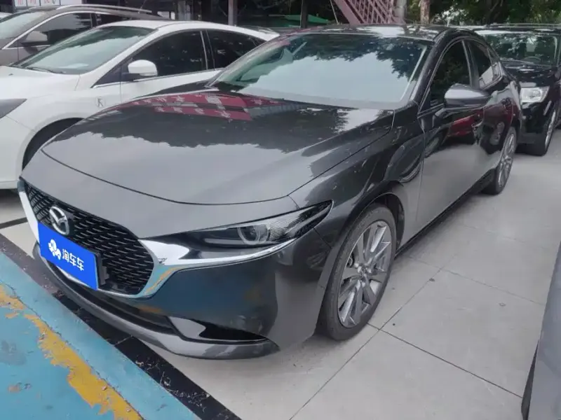 Mazda 3 Axela, 2022
