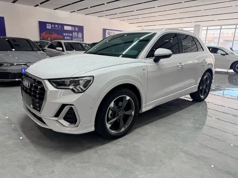 Audi Q3, 2023