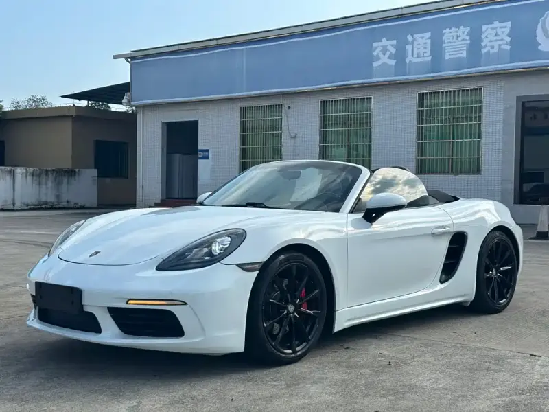 Porsche 718, 2016