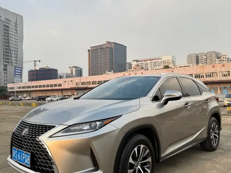 Lexus RX, 2021