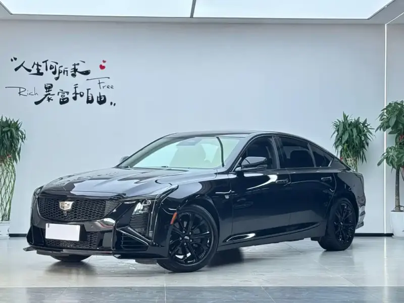 Cadillac CT5, 2025