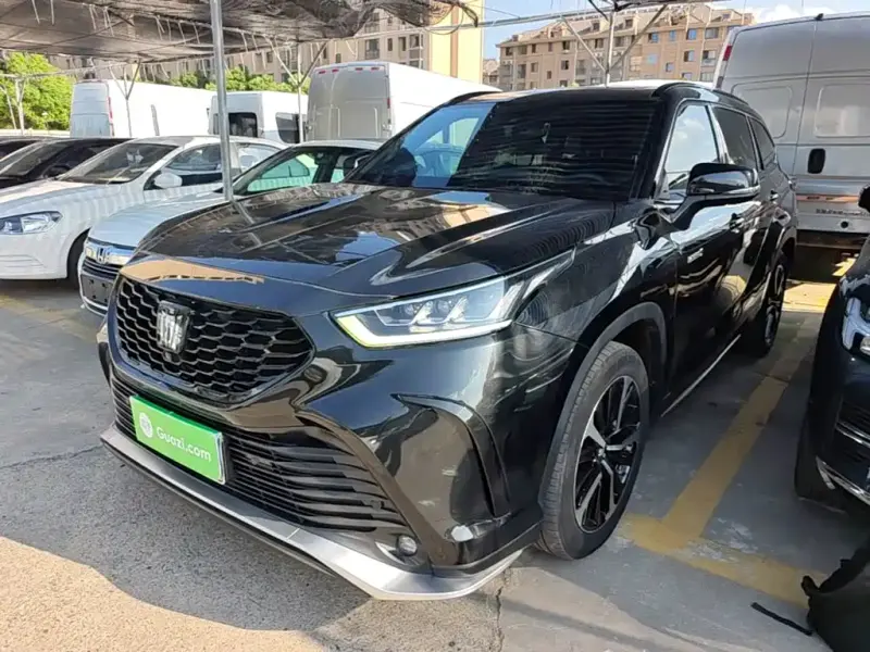 Toyota Crown Kluger, 2023
