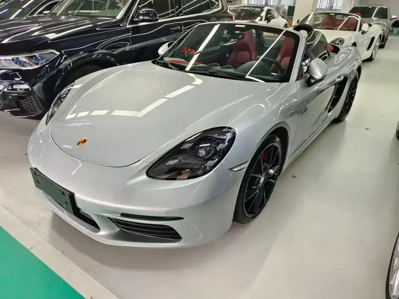 Porsche 718, 2017