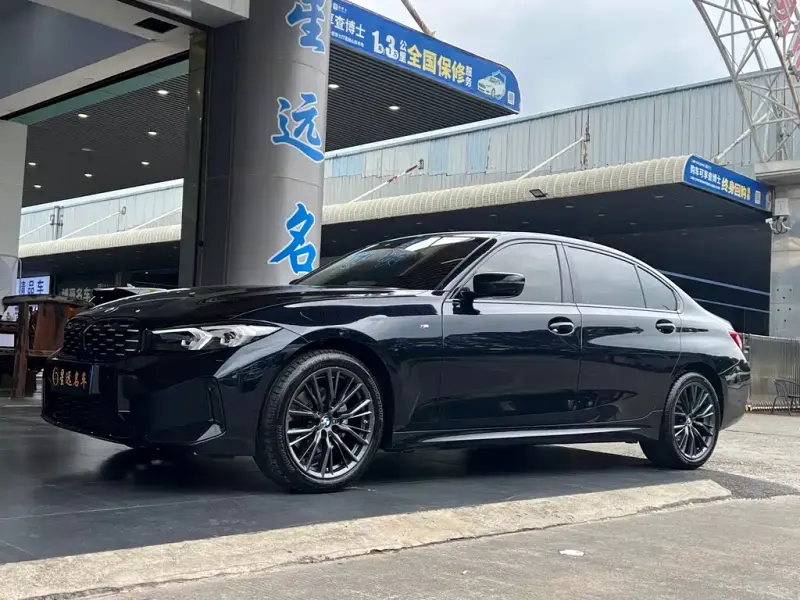 BMW 3 Series, 2023