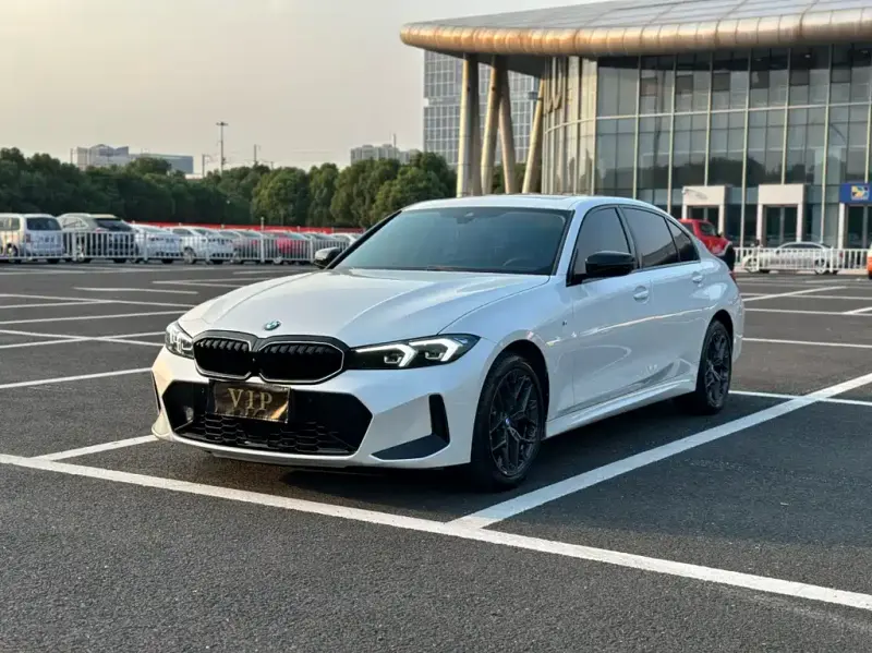 BMW 3 Series, 2025