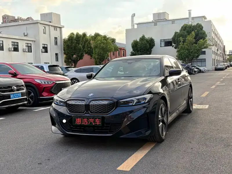 BMW i3, 2025