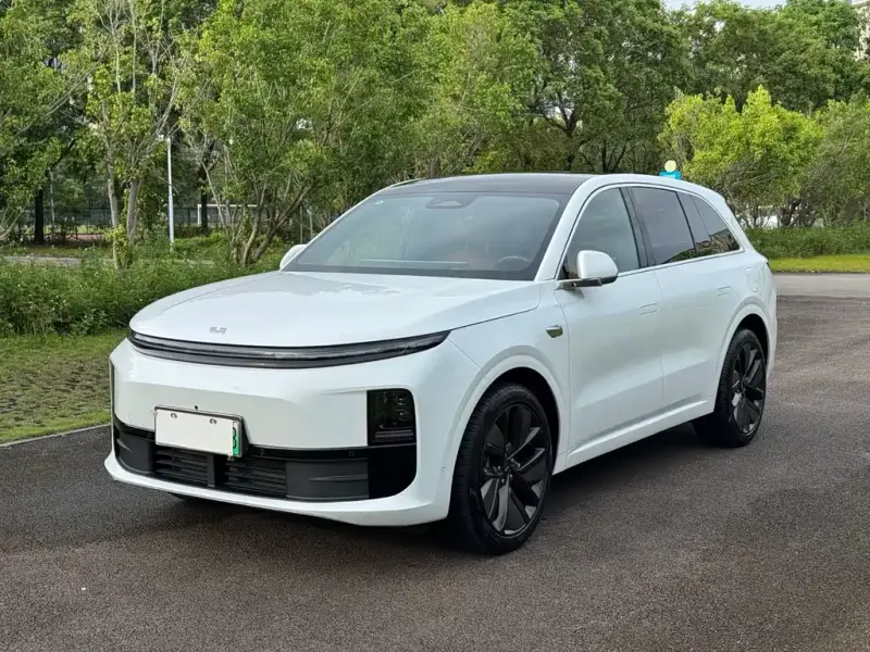 Li Auto Li L6, 2025