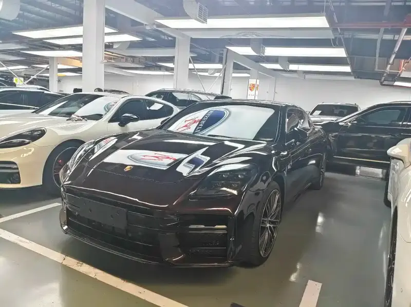 Porsche Panamera, 2016