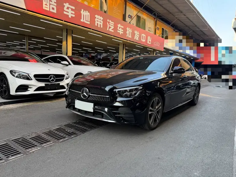 Mercedes-Benz E-Class, 2022