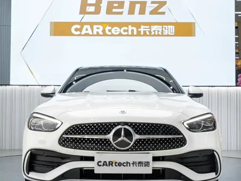 Mercedes-Benz C-Class, 2025