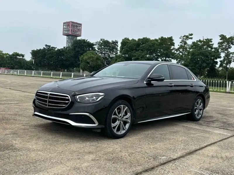 Mercedes-Benz E-Class, 2022