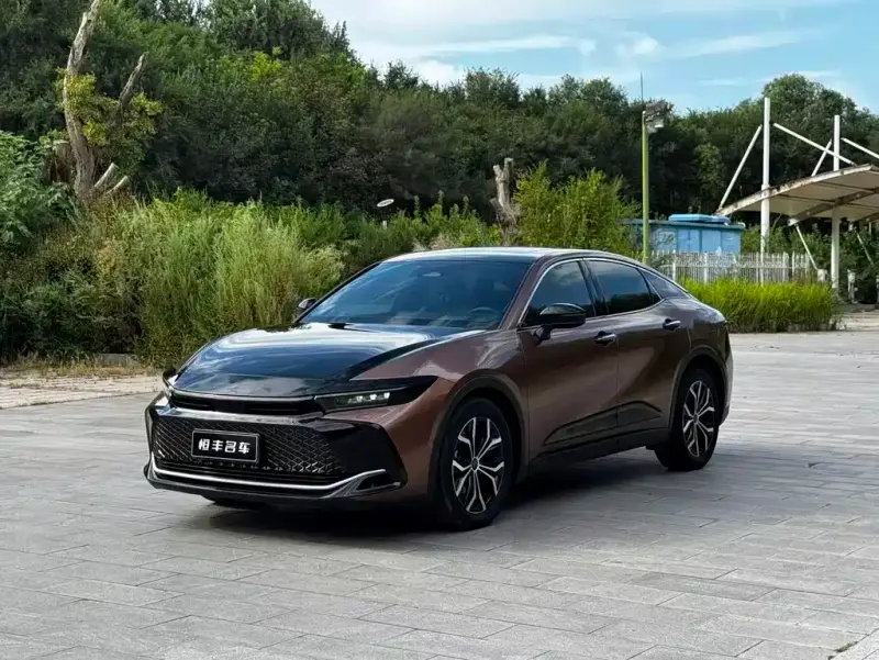 Toyota Crown SportCross, 2024