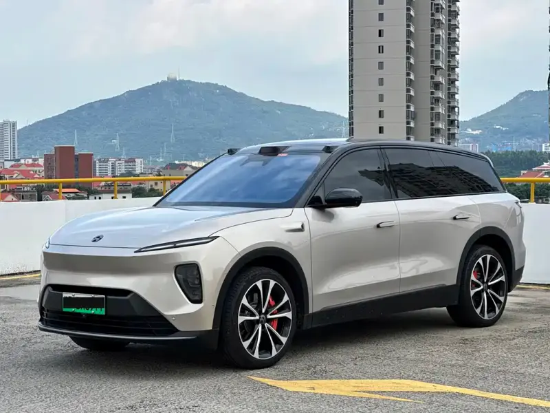NIO ES8, 2023