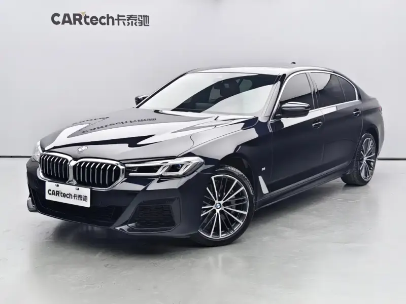 BMW 5 Series, 2022