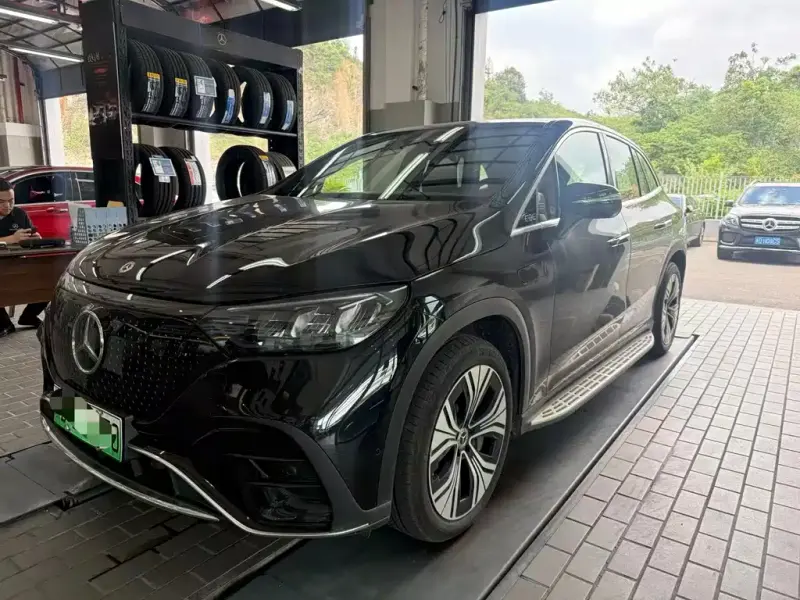 Mercedes-Benz EQE SUV, 2025