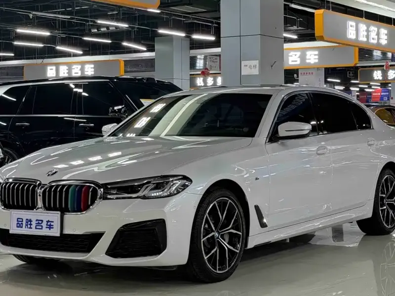 BMW 5 Series, 2021