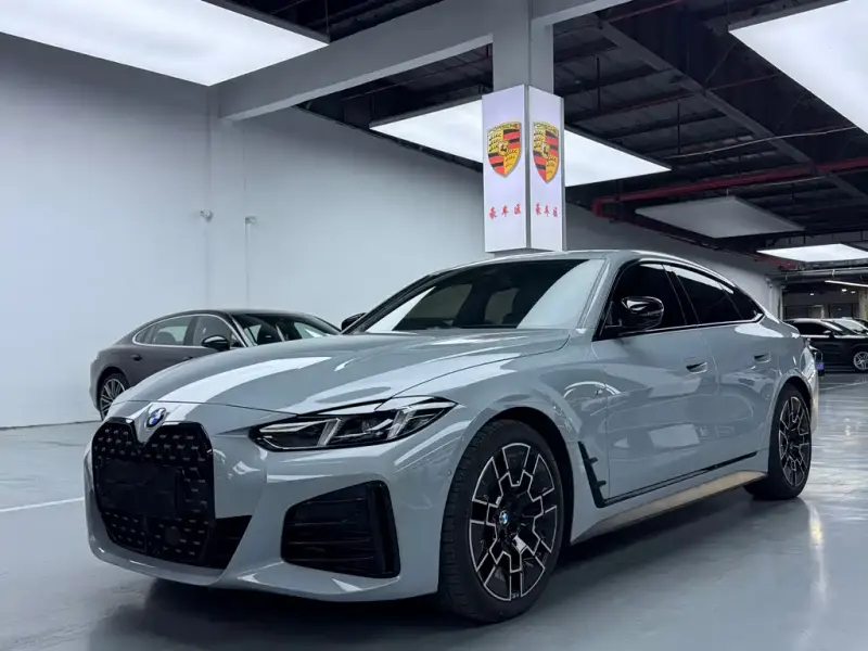 BMW 4 Series, 2025