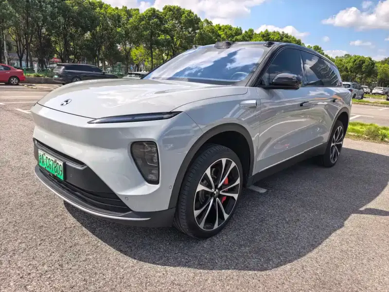 NIO ES8, 2023