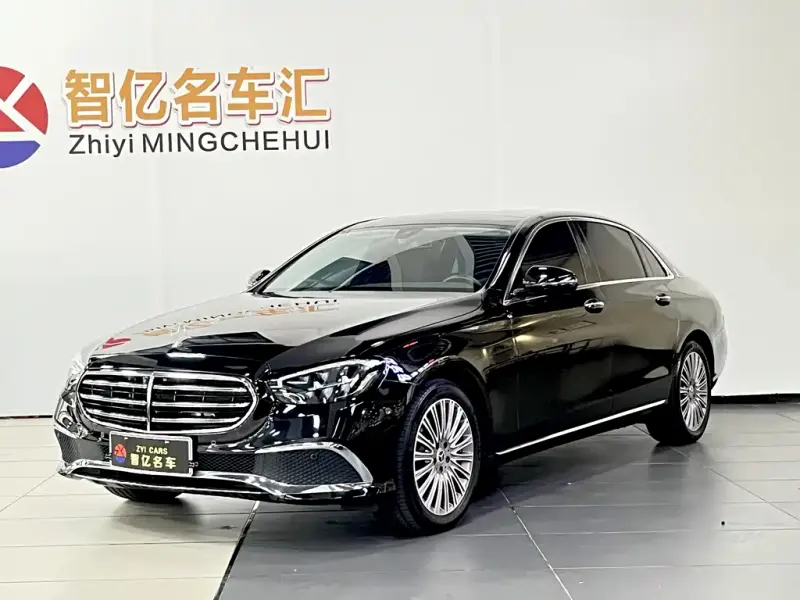 Mercedes-Benz E-Class, 2022