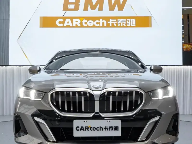 BMW 5 Series, 2024