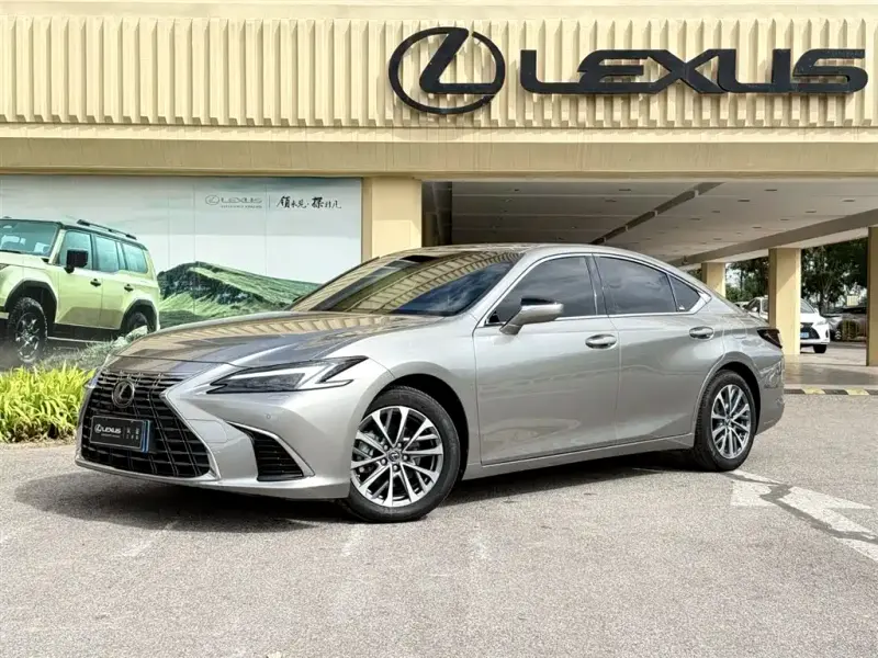 Lexus ES, 2026