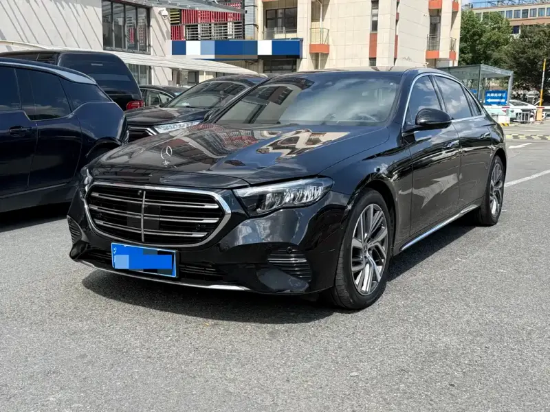 Mercedes-Benz E-Class, 2025