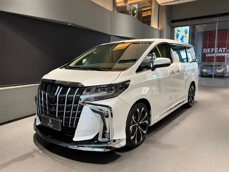 Toyota Alphard, 2015