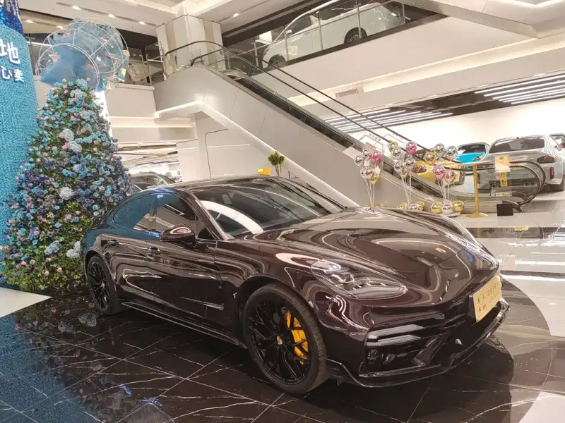 Porsche Panamera, 2017