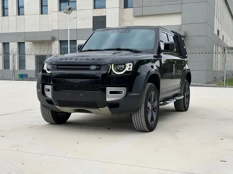 Land Rover Defender, 2021
