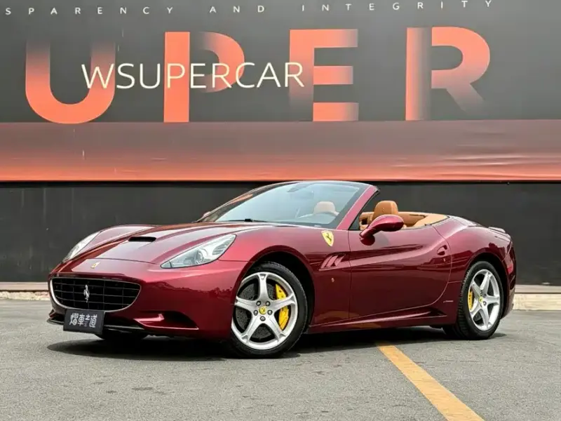 Ferrari California T, 2010