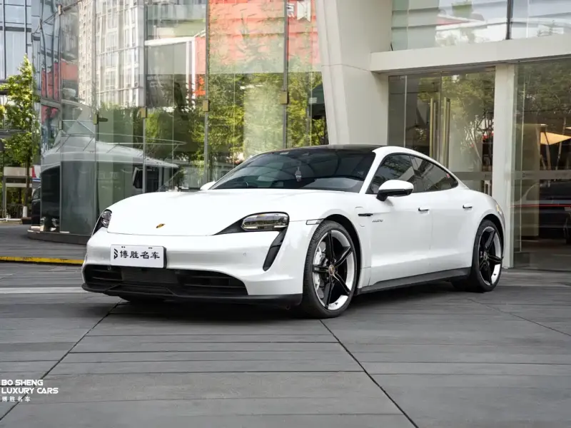 Porsche Taycan, 2021