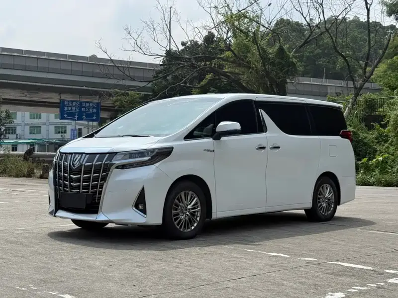 Toyota Alphard, 2022