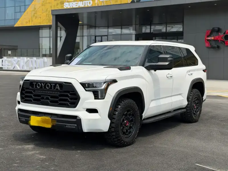 Toyota Sequoia, 2023
