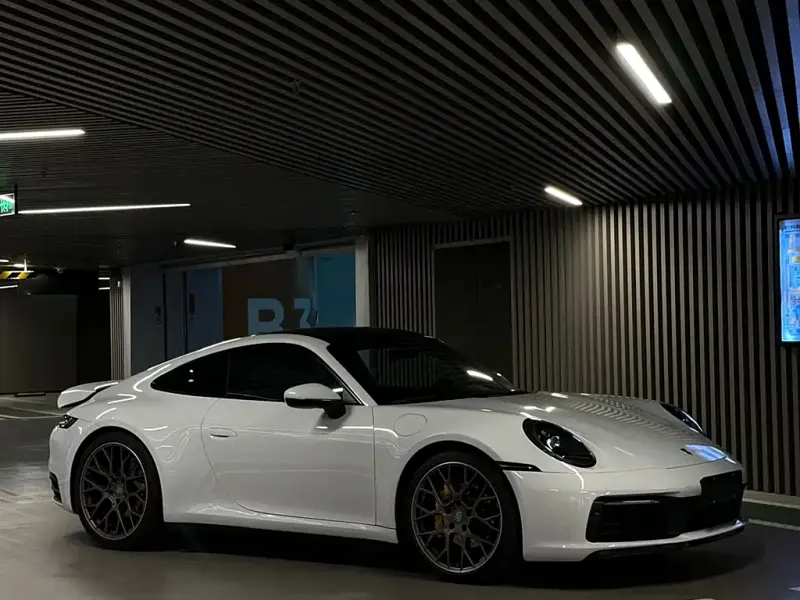 Porsche 911, 2020