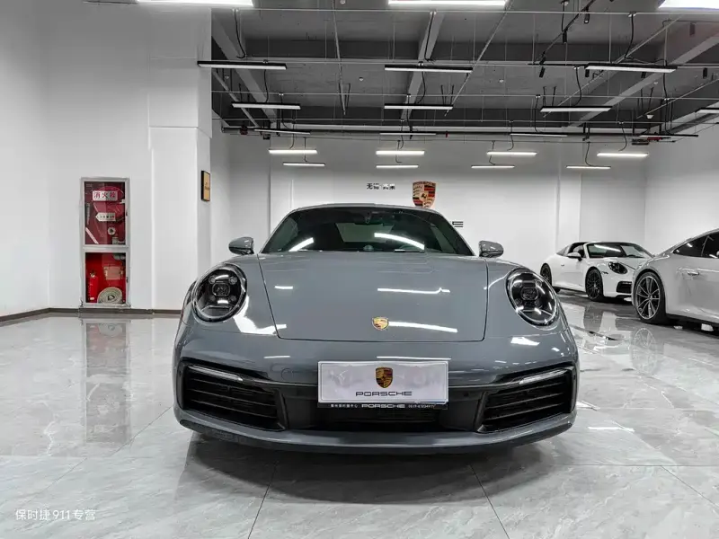 Porsche 911, 2023