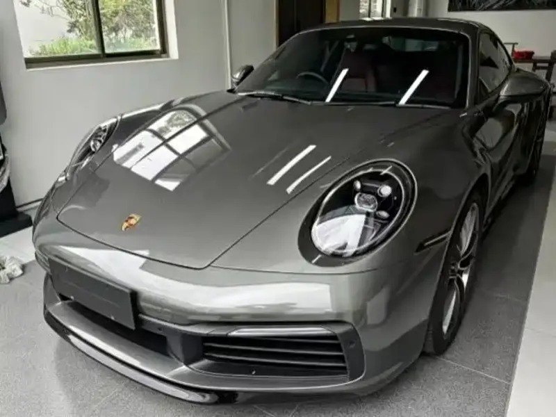 Porsche 911, 2024