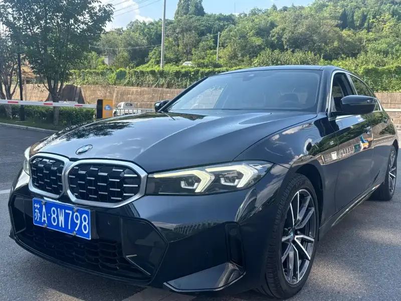 BMW 3 Series, 2023