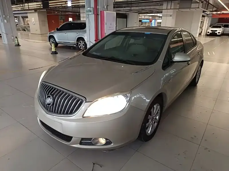 Buick Excelle, 2015