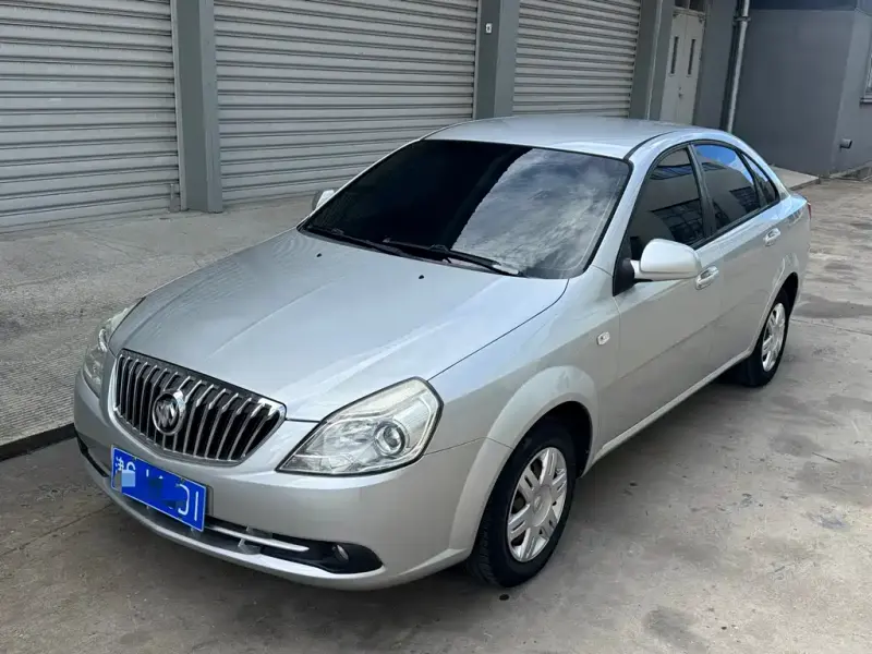 Buick Excelle, 2013