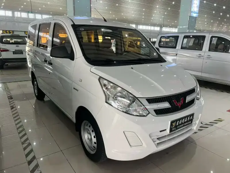 Wuling Rongguang V, 2019