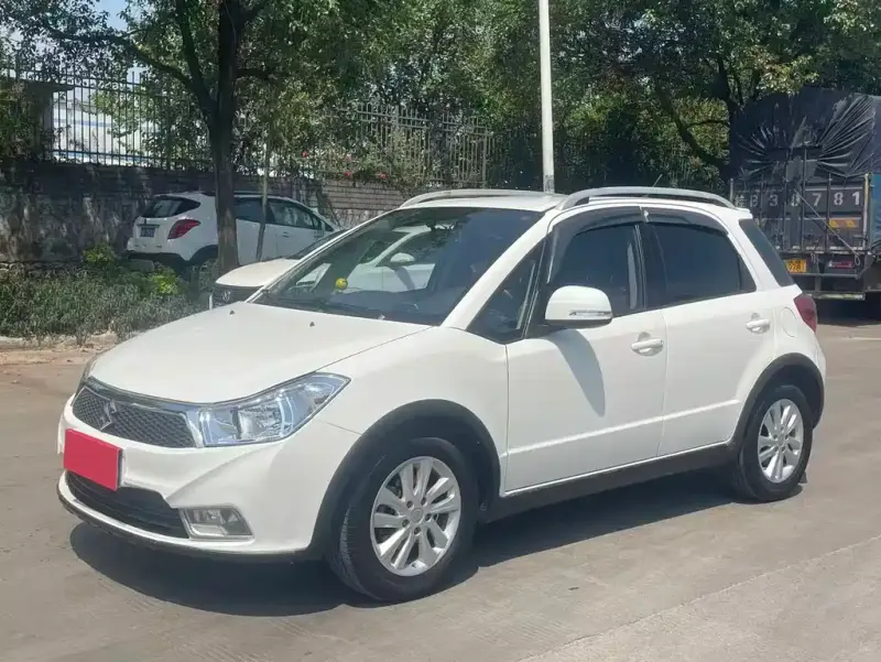 Suzuki SX4, 2015