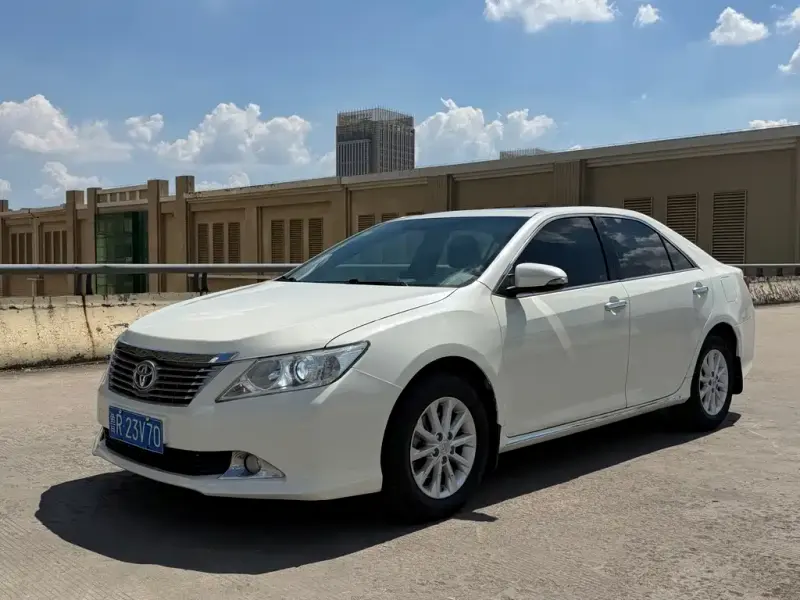Toyota Camry, 2013