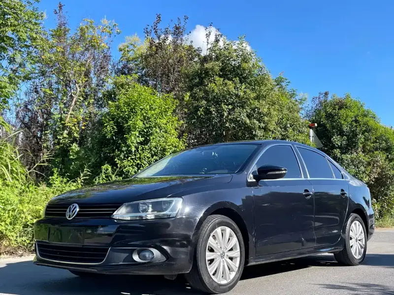 Volkswagen Sagitar, 2014